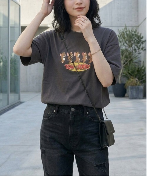 Tom&Jerry(トムアンドジェリー)の「【TOM & JERRY/トムとジェリー】キャラクタープリント半袖Tシャツ(WIDEシルエット)(Tシャツ/カットソー・レディース・スミクロ/オフホワイト/カーキ/オートミール・LARGE/MEDIUM)」の20枚目の写真