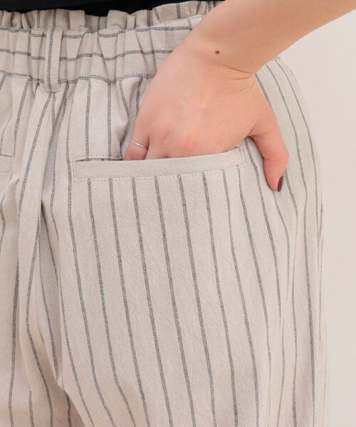 fredy emue(フレディエミュ)の「ストライプセミワイドタックパンツ(その他パンツ・レディース・ベージュ系その他/ブラウン系その他/ブラック系その他・36/38)」の7枚目の写真