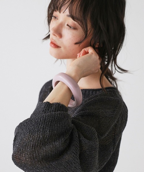 BABYLONE(バビロン)の「【mabel】アクリルバングル(バングル/リストバンド・レディース・オフホワイト/ブラウン/ピンク・FREE)」の5枚目の写真