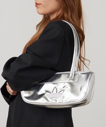 adidas(�A�f�B�_�X)��adidas/�A�f�B�_�X ADILENIUM �X�N�G�A�^ �V���o�[�o�b�O �g���t�H�C�����S �f�C���[�V�[�� 2026�N�t��(�V�����_�[�o�b�O)