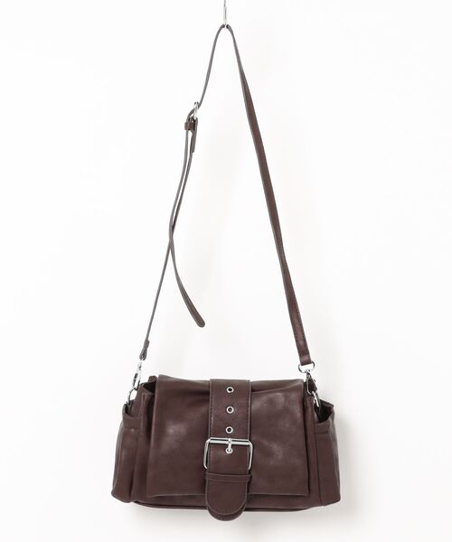 apres jour(アプレジュール)の「【apres jour×ARIAZ】バックルベルト付き2wayショルダーバッグ(ショルダーバッグ・レディース・ダークブラウン/アイボリー/ベビーピンク/ブラック・FREE)」の11枚目の写真