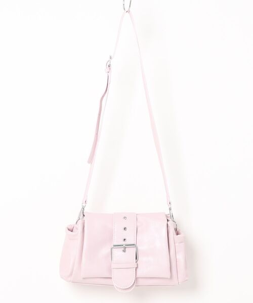 apres jour(アプレジュール)の「【apres jour×ARIAZ】バックルベルト付き2wayショルダーバッグ(ショルダーバッグ・レディース・ダークブラウン/アイボリー/ベビーピンク/ブラック・FREE)」の12枚目の写真