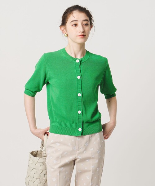UNITED ARROWS(ユナイテッドアローズ)の「クルーネック ベーシック カーディガン ‐ウォッシャブル‐(カーディガン/ボレロ・レディース・ナチュラル/ネイビー/ケリーグリーン・FREE)」の8枚目の写真