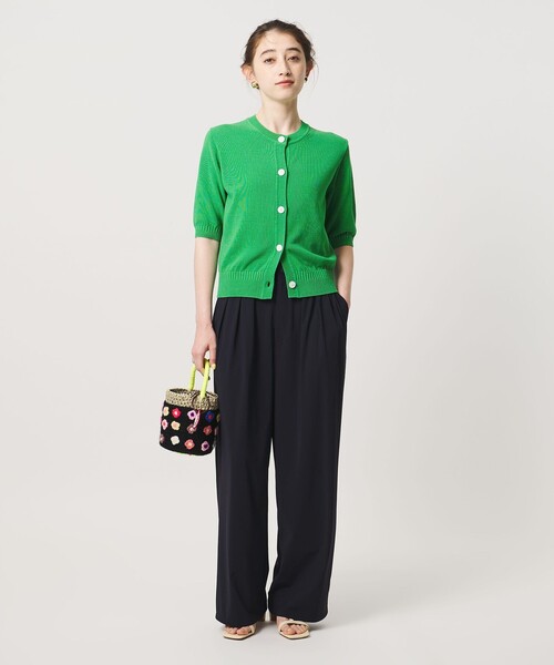 UNITED ARROWS(ユナイテッドアローズ)の「クルーネック ベーシック カーディガン ‐ウォッシャブル‐(カーディガン/ボレロ・レディース・ナチュラル/ネイビー/ケリーグリーン・FREE)」の11枚目の写真