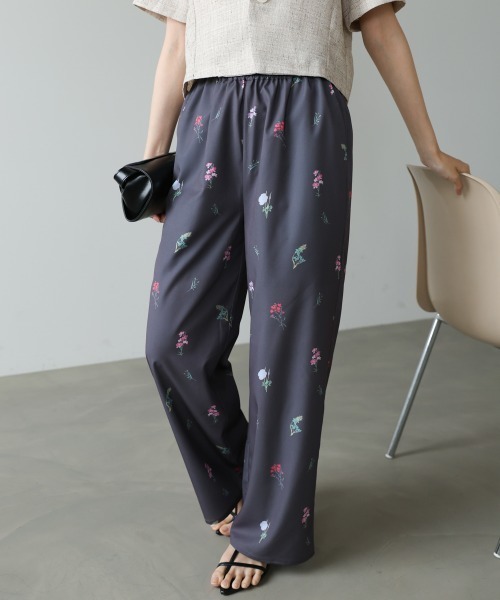 Bab(バブ)の「【選べるサイズ展開】フラワープリントパンツ(その他パンツ・レディース・グレー/ブラック・M/S)」の10枚目の写真