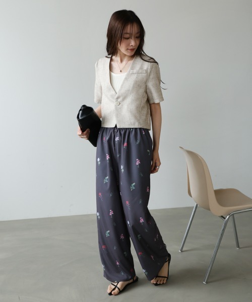 Bab（バブ）の「【選べるサイズ展開】フラワープリントパンツ（その他パンツ・レディース・グレー/ブラック・M/S）」の22枚目の写真