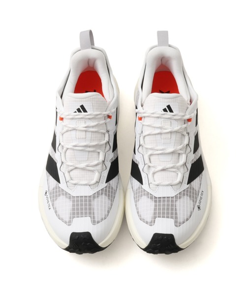 adidas(アディダス)の「adidas TERREX FREEHIKER 3 LOW GTX / アディダス テレックス フリーハイカー 3 ロー GTX(スニーカー・メンズ・ホワイト・25.5cm/26.0cm/26.5cm/27.0cm/27.5cm/28.0cm/28.5cm/29.0cm)」の3枚目の写真