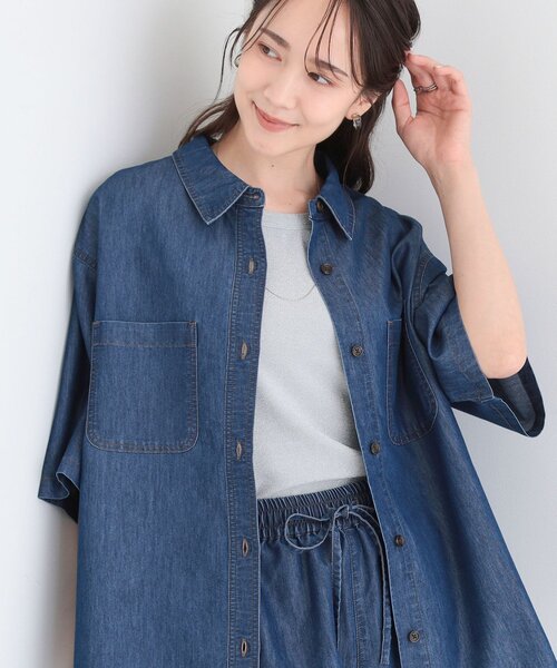 SHOO・LA・RUE（シューラルー）の「【セットアップ可/S-LL】ライトオンスデニム 5分袖シャツ（シャツ/ブラウス・レディース・ブラック/ライトブルー/ネイビー・01/02/03/04）」の3枚目の写真