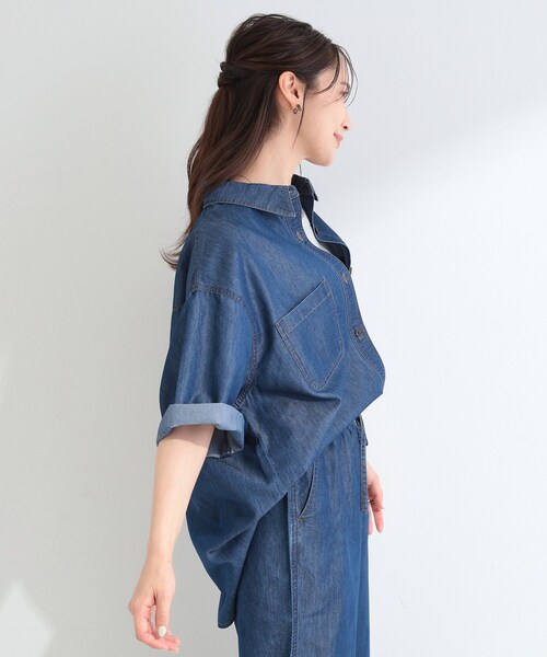 SHOO・LA・RUE（シューラルー）の「【セットアップ可/S-LL】ライトオンスデニム 5分袖シャツ（シャツ/ブラウス・レディース・ブラック/ライトブルー/ネイビー・01/02/03/04）」の16枚目の写真