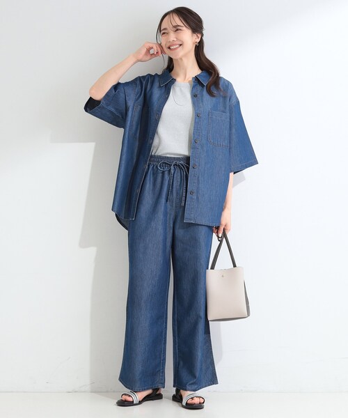 SHOO・LA・RUE（シューラルー）の「【セットアップ可/S-LL】ライトオンスデニム 5分袖シャツ（シャツ/ブラウス・レディース・ブラック/ライトブルー/ネイビー・01/02/03/04）」の15枚目の写真