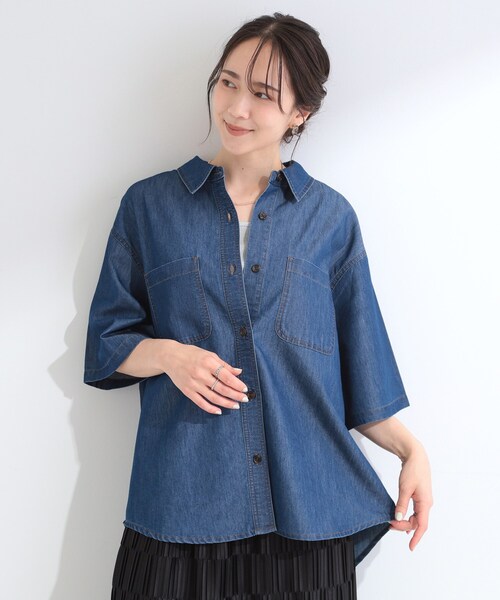 SHOO・LA・RUE（シューラルー）の「【セットアップ可/S-LL】ライトオンスデニム 5分袖シャツ（シャツ/ブラウス・レディース・ブラック/ライトブルー/ネイビー・01/02/03/04）」の14枚目の写真