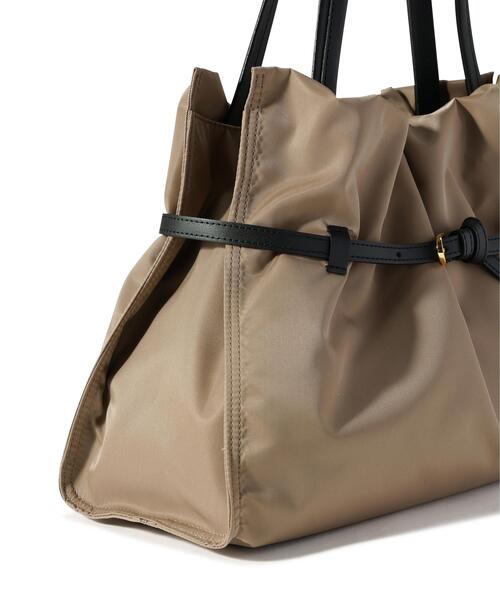VIOLAd'ORO(ヴィオラドーロ)の「VIOLAd’ORO (ヴィオラドーロ) ナイロンギャザーBAG/BIANCA/Lサイズ/V-2294(トートバッグ・レディース・ベージュ/ブラック/チャコールグレー・F)」の8枚目の写真