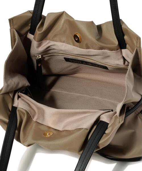 VIOLAd'ORO(ヴィオラドーロ)の「VIOLAd’ORO (ヴィオラドーロ) ナイロンギャザーBAG/BIANCA/Lサイズ/V-2294(トートバッグ・レディース・ベージュ/ブラック/チャコールグレー・F)」の13枚目の写真