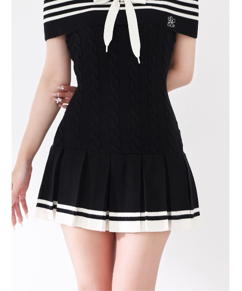 Darich(ダーリッチ)の「オフショルリボンラインプリーツニットミニワンピース(ワンピース・レディース・ピンク/ブラック/アイボリー・FREE/FL)」の15枚目の写真