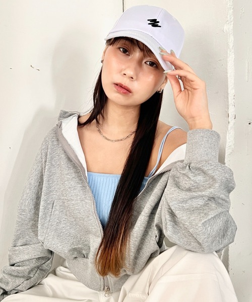 wears（ウェアーズ）の「８色展開 フロントワンポイントロゴキャップ ベースボールキャップ（キャップ・レディース・ベージュ/グレー/グリーン/ブラック/ホワイト/アイボリー/レッド/ブラウン・FREE）」の18枚目の写真