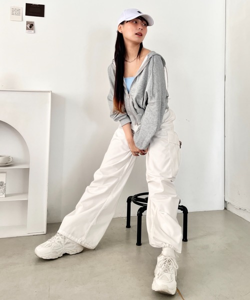 wears（ウェアーズ）の「８色展開 フロントワンポイントロゴキャップ ベースボールキャップ（キャップ・レディース・ベージュ/グレー/グリーン/ブラック/ホワイト/アイボリー/レッド/ブラウン・FREE）」の21枚目の写真