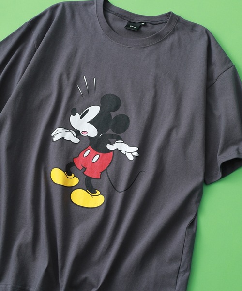 MICKEY MOUSE(ミッキーマウス)の「MICKEY MOUSE ミッキーBIG T 半袖(Tシャツ/カットソー・メンズ・チャコールグレー/ベージュ/ダークグリーン/ホワイト系その他/杢グレー/オフホワイト/ネイビー/チャコール・M/XL/L)」の2枚目の写真