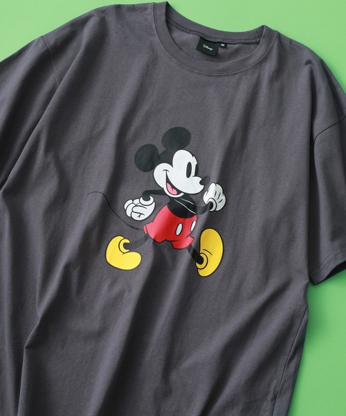 MICKEY MOUSE(ミッキーマウス)の「MICKEY MOUSE ミッキーBIG T 半袖(Tシャツ/カットソー・メンズ・チャコールグレー/ベージュ/ダークグリーン/ホワイト系その他/杢グレー/オフホワイト/ネイビー/チャコール・M/XL/L)」の5枚目の写真