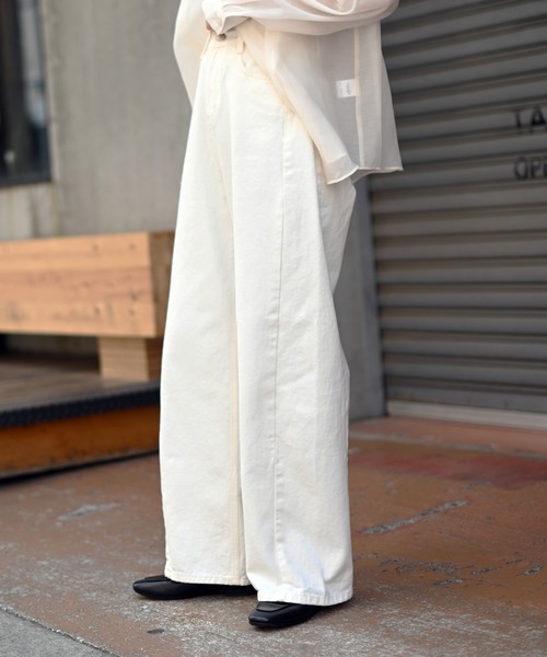 Marient(マリエント)の「サイドカットワークデニムパンツ(デニムパンツ・レディース・ホワイト・S)」の14枚目の写真