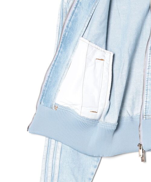 adidas(アディダス)の「ファイヤーバード デニム トラックトップ / ジャージ / アディダスオリジナルス adidas Originals(デニムジャケット・レディース・ブルー・MEDIUM/LARGE/SMALL/X-LARGE/X-SMALL)」の8枚目の写真
