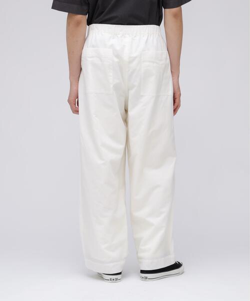 YLEVE（イレーヴ）の「YLEVE / DOBBY STRIPE CHAMBRAY EASY TROUSERS（その他パンツ・メンズ・グレー/ホワイト・5/3/4）」の6枚目の写真