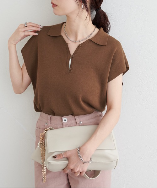 LARUTA（ラルータ）の「【LARUTA】ボタン付きスキッパープルオーバー（ニット/セーター・レディース・オフホワイト/ブラウン/ネイビー・FREE）」の3枚目の写真