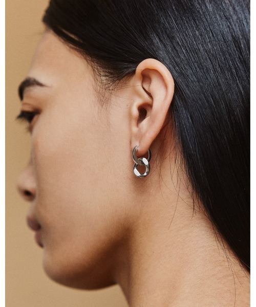 kiehtova(キエトヴァ)の「【kiehtova】LOOP PIERCE/ループ ピアス(ピアス(両耳用)・レディース・シルバー/ゴールド・FREE)」の3枚目の写真