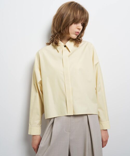 LANVIN en Bleu(ランバンオンブルー)の「クリスピータフタドルマンフォルムシャツ(シャツ/ブラウス・レディース・イエロー・38)」の1枚目の写真