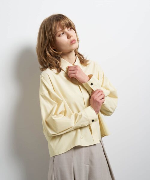 LANVIN en Bleu(ランバンオンブルー)の「クリスピータフタドルマンフォルムシャツ(シャツ/ブラウス・レディース・イエロー・38)」の6枚目の写真