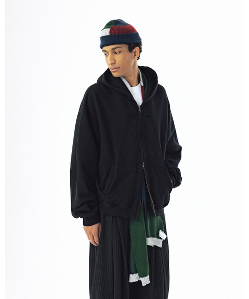 ANGLAN(アングラン)の「Big Applique Hood Zip-Up - Black(パーカー・メンズ・その他・2/1)」の4枚目の写真