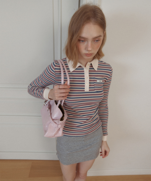 LETERIE(レテリー)の「STRIPE COLLAR LONG SLEEVE TEE_PURPLE(Tシャツ/カットソー・レディース・ブルー・FREE)」の3枚目の写真