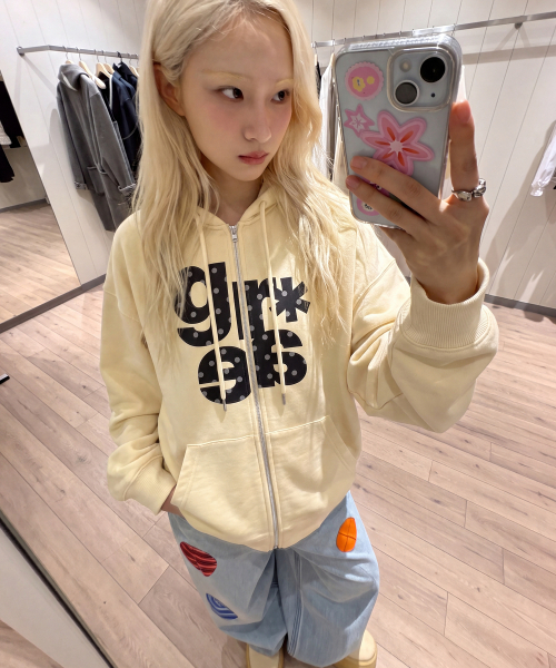 GRAVER（グレーバー）の「[UNISEX]GRAE-S DOT ジップアップパーカー_ブラック（パーカー・レディース・ブラック/ブラック×ピンク・MEDIUM/LARGE）」の5枚目の写真