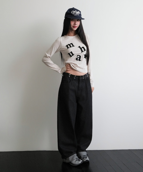 muahmuah（ムーアムーア）の「ドットパッチロゴ 長袖Tシャツ [オートミール]（Tシャツ/カットソー・レディース・その他・FREE）」の5枚目の写真