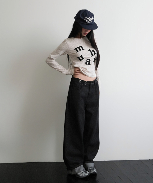 muahmuah（ムーアムーア）の「ドットパッチロゴ 長袖Tシャツ [オートミール]（Tシャツ/カットソー・レディース・その他・FREE）」の6枚目の写真