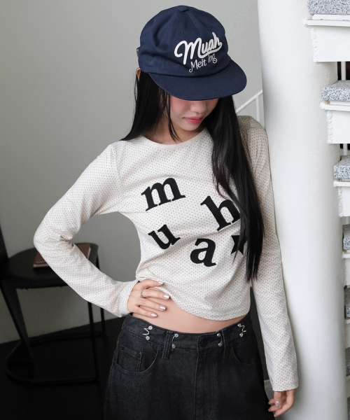 muahmuah（ムーアムーア）の「ドットパッチロゴ 長袖Tシャツ [オートミール]（Tシャツ/カットソー・レディース・その他・FREE）」の12枚目の写真