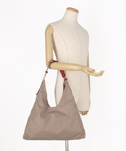 FREAK'S STORE(フリークスストア)の「VIOLAd’ORO/ヴィオラドーロ BIANCAワンショルダーBAG(トートバッグ・レディース・ベージュ/ブラック・ONE SIZE)」の9枚目の写真