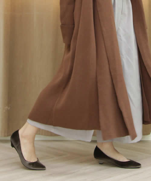 SESTO（セスト）の「ポインテッドトゥローヒールパンプス（パンプス・レディース・ピンク系その他/ブルー系その他/パイソン/グレー/グレー系その他/ブラック系その他/グレー系その他2/ネイビー/ピンク/レッド系その他/レオパード/ブラック・3L/M/S/SS/L/LL）」の6枚目の写真