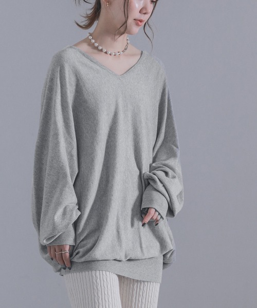osharewalker(オシャレウォーカー)の「『ドルマンVネック綿ニット』(ニット/セーター・レディース・アイボリー/ブラック/カーキ/ネイビー/ロイヤルブルー/レッド/グリーン/チャコールグレー/ターメリック/マジェンタ/ベージュ/グレー系その他/ブルー系その他/ワインレッド/ダークブルー/杢グレー/コーラルピンク/テラコッタ/ブラウン/イエロー・FREE)」の21枚目の写真