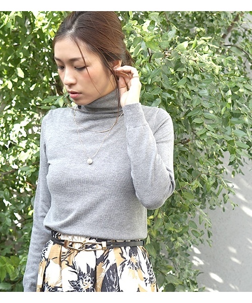 laboratory work(ラボラトリーワーク)の「ウォッシャブルレーヨンウールタートル(ニット/セーター・レディース・ブラック/ネイビー/グレー/キャメル/レッド・MEDIUM)」の18枚目の写真