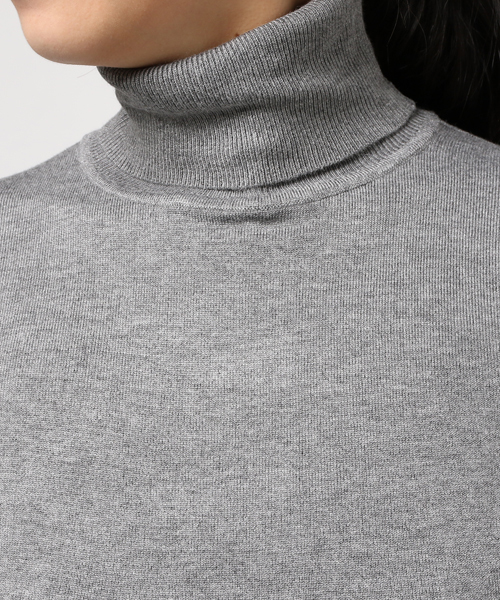 laboratory work(ラボラトリーワーク)の「ウォッシャブルレーヨンウールタートル(ニット/セーター・レディース・ブラック/ネイビー/グレー/キャメル/レッド・MEDIUM)」の10枚目の写真