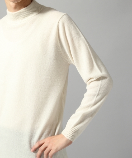 HARE(ハレ)の「【洗えるニット】カシミヤハイネックニット(HARE)(ニット/セーター・メンズ・グレー/グリーン/オフホワイト・MEDIUM/SMALL/LARGE)」の11枚目の写真
