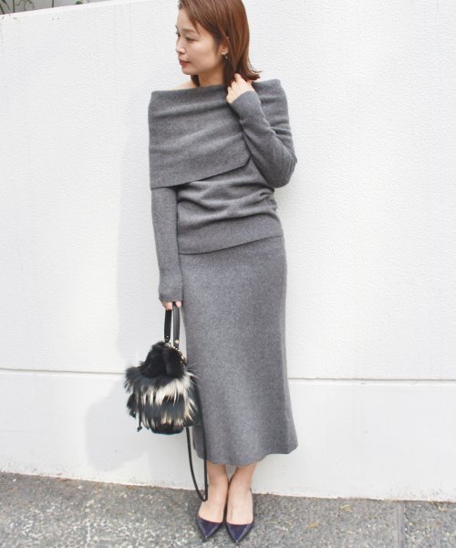 FIGARO Paris（フィガロパリ）の「ジーロンラム オフショルプルオーバー◆（ニット/セーター・レディース・アイボリー/グレー・FREE）」の3枚目の写真