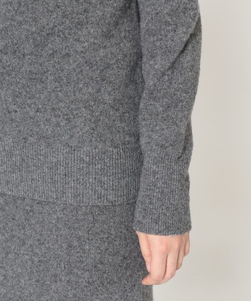 FIGARO Paris（フィガロパリ）の「ジーロンラム オフショルプルオーバー◆（ニット/セーター・レディース・アイボリー/グレー・FREE）」の11枚目の写真