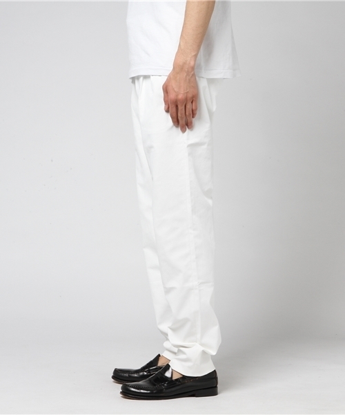 BLACK LABEL CRESTBRIDGE（ブラックレーベル・クレストブリッジ）の「コンフォートツイル ツータックパンツ（その他パンツ・メンズ・オフホワイト/ネイビー・76/82）」の3枚目の写真