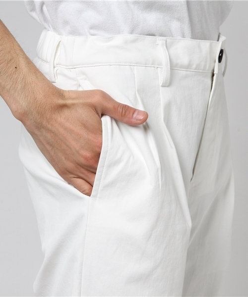 BLACK LABEL CRESTBRIDGE（ブラックレーベル・クレストブリッジ）の「コンフォートツイル ツータックパンツ（その他パンツ・メンズ・オフホワイト/ネイビー・76/82）」の8枚目の写真