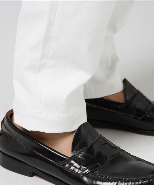 BLACK LABEL CRESTBRIDGE（ブラックレーベル・クレストブリッジ）の「コンフォートツイル ツータックパンツ（その他パンツ・メンズ・オフホワイト/ネイビー・76/82）」の9枚目の写真