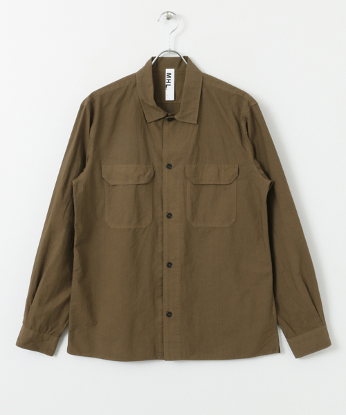 MHL.（エムエイチエル）の「【TVドラマ着用】MHL.×UR  別注C/L POPLIN SHT（シャツ/ブラウス・メンズ・ブルー/カーキ・MEDIUM/LARGE）」の8枚目の写真