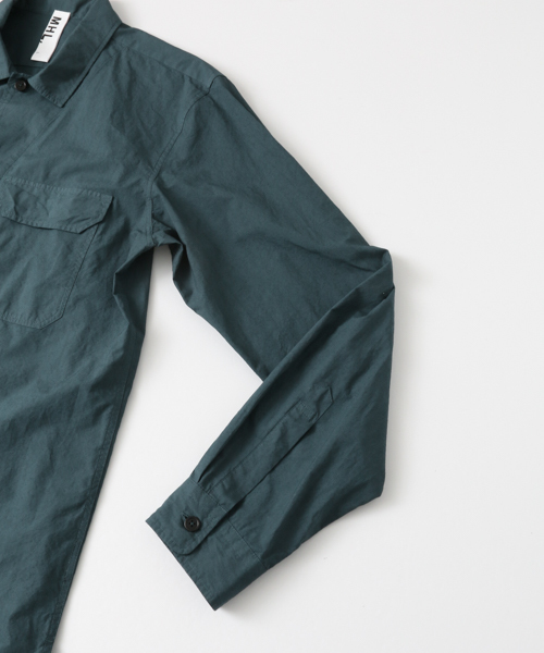 MHL.（エムエイチエル）の「【TVドラマ着用】MHL.×UR  別注C/L POPLIN SHT（シャツ/ブラウス・メンズ・ブルー/カーキ・MEDIUM/LARGE）」の12枚目の写真