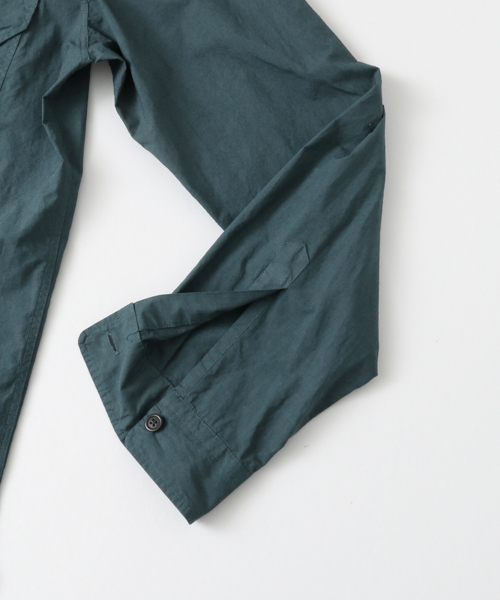 MHL.（エムエイチエル）の「【TVドラマ着用】MHL.×UR  別注C/L POPLIN SHT（シャツ/ブラウス・メンズ・ブルー/カーキ・MEDIUM/LARGE）」の13枚目の写真