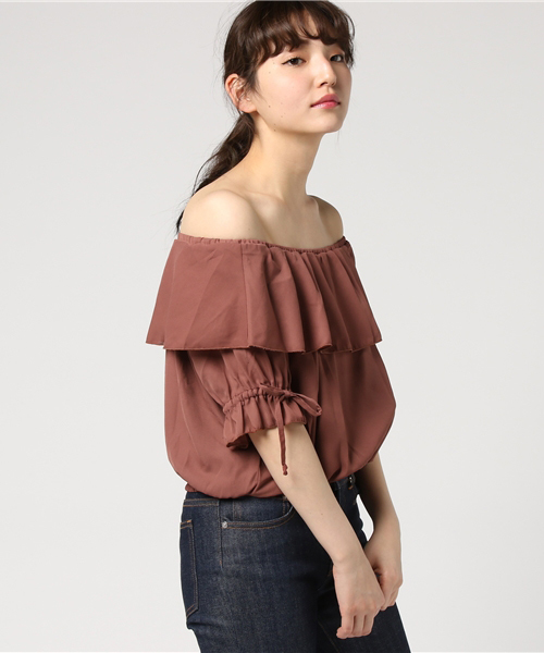 VENCEEXCHANGE(ヴァンスエクスチェンジ)の「無地オフショルプルオーバー (Tシャツ/カットソー・レディース・オフホワイト/ブラック/イエロー/レッド/ブラウン・MEDIUM)」の3枚目の写真